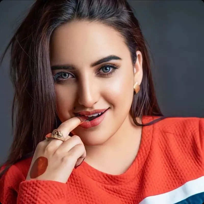 Visual Pakistan - Exploring Pakistani Beauty Visually