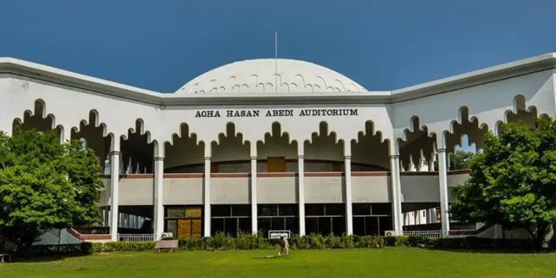 top engineering universities in Pakistan