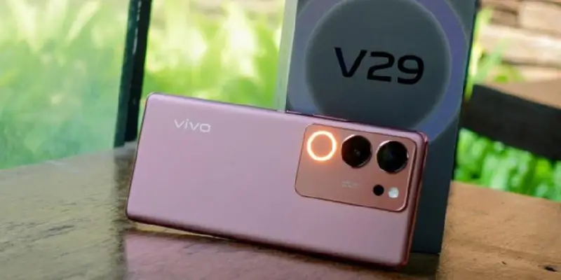 Vivo V29 Price in Pakistan