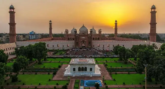Badshahi Mosque  The Crown Jewel